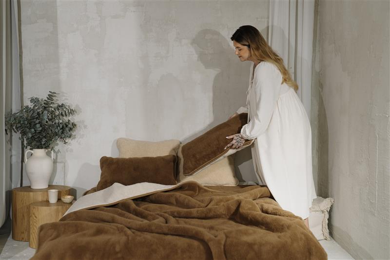 wool bedding brown